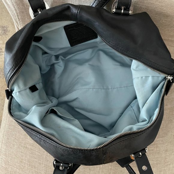 Coach Smooth Black Leather two strap Shoulder Bag - Picture 2 of 2